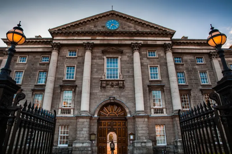 Trinity College Dublin entrance at night
